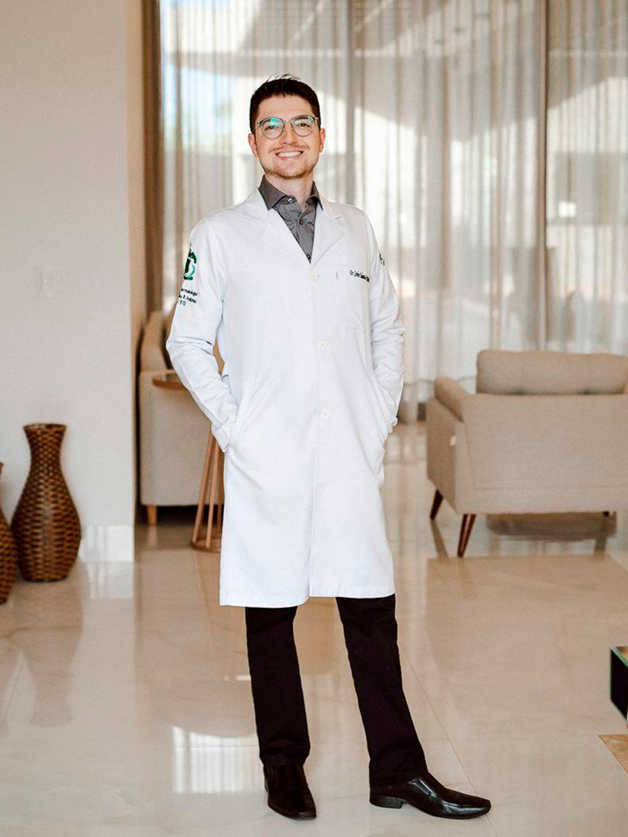 Dr. Carlos Eduardo